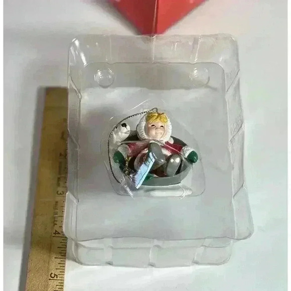 Christmas Charmers “ Tagging Along” Ornament- New In Open Box 1991 - Picture 7 of 9
